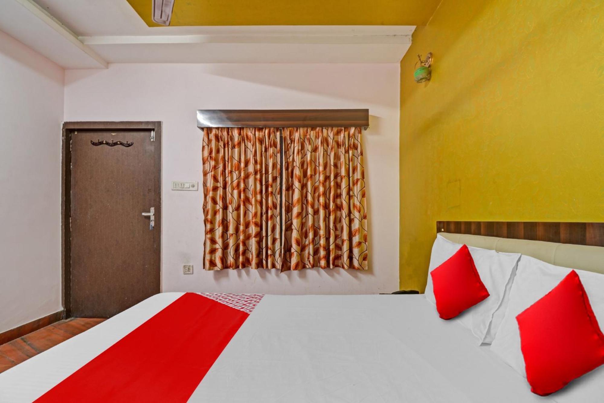 Hotel O Shree Balaji Hotel & Restaurant Bedla Eksteriør billede