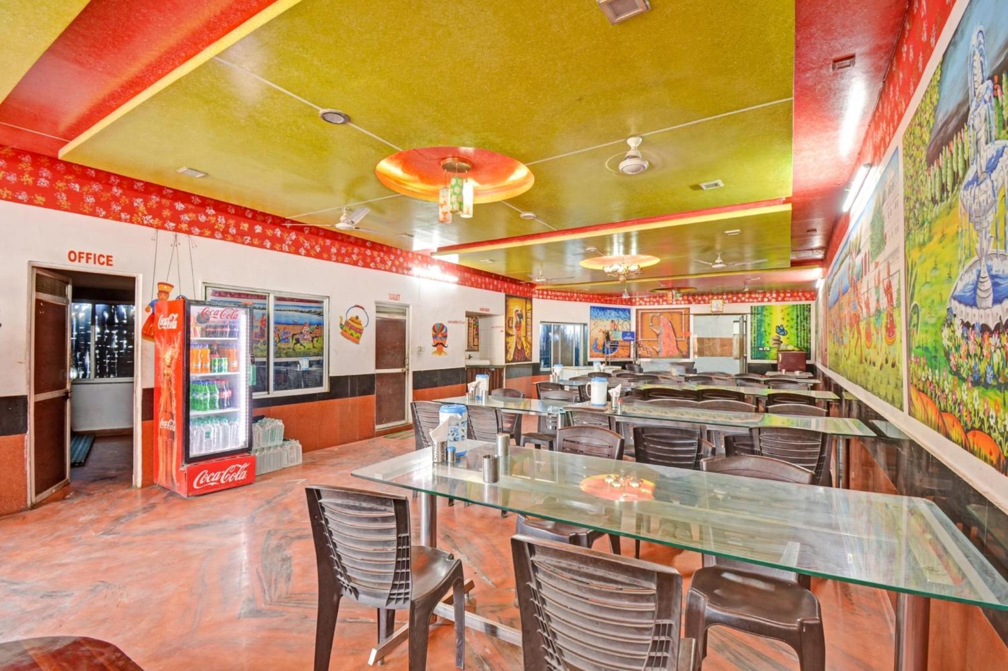 Hotel O Shree Balaji Hotel & Restaurant Bedla Eksteriør billede